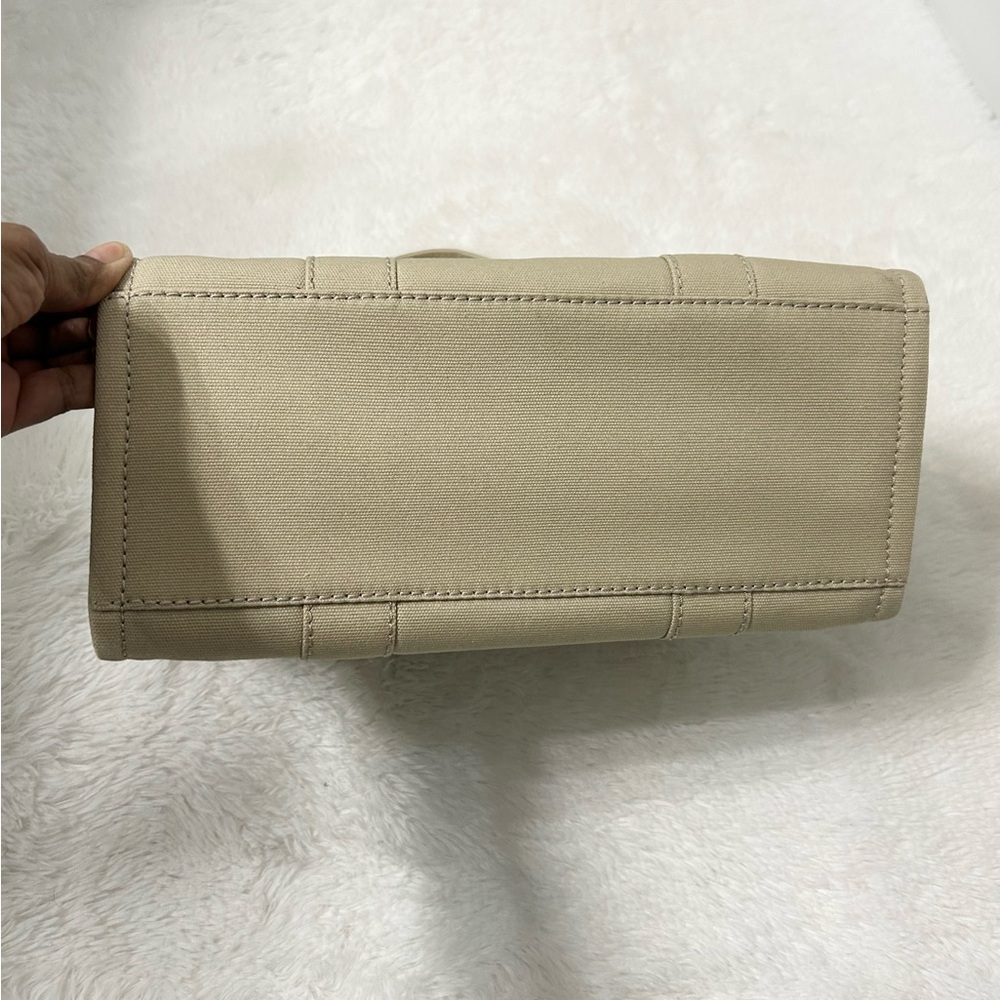 Marc Jacobs Canvas The Tote Bag - Medium - Picture 16 of 17